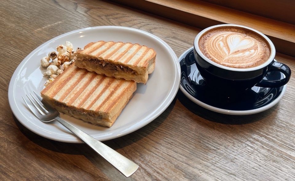 cafe-lumiere